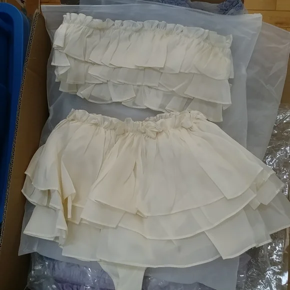 Selkie Vanilla Silk Dauphine Set - XS / NWOT - Picture 8 of 9